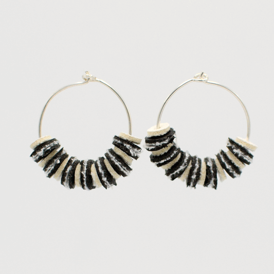 Magpies (Plain Hoops)